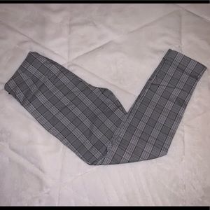 Ankle cropped plaid pants